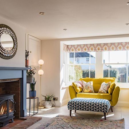 Wheelwrights Cottage By Bloom Stays Staple Cross エクステリア 写真